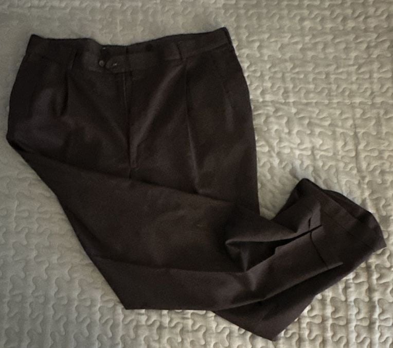 Mens Black Two-Piece Wool Suit Blazer and Trousers 5