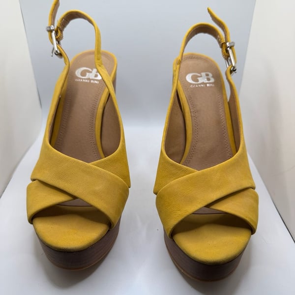 Gianni Bini Mustard Yellow Suede Slingback Platform Block Heel Sandals 8.5