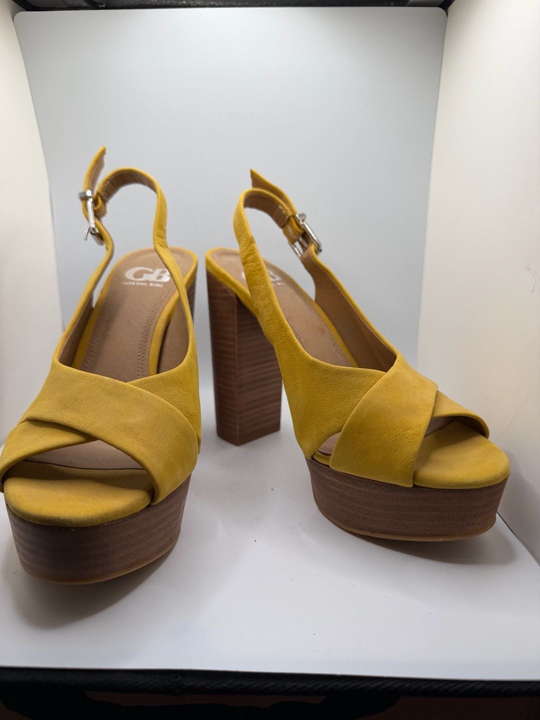 Gianni Bini Mustard Yellow Suede Slingback Platform Block Heel Sandals 8.5 2