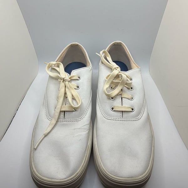 Keds Stretch Women's White Leather Lace-Up Sneakers Size 8.5