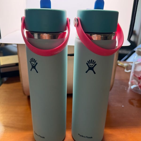 2 Hydro Flask 24 oz Wide Mouth Flex Straw Water Bottles