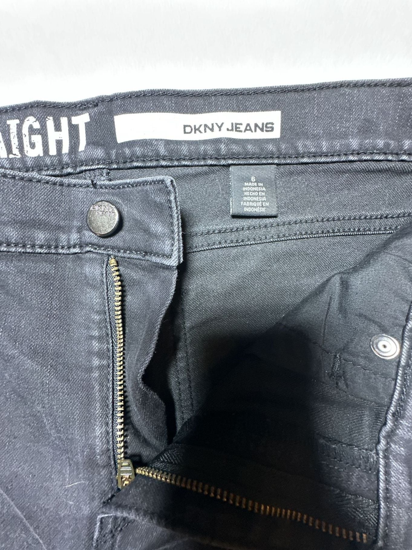 DKNY Jeans Women's Black Straight Leg Denim Pants Size 6 3