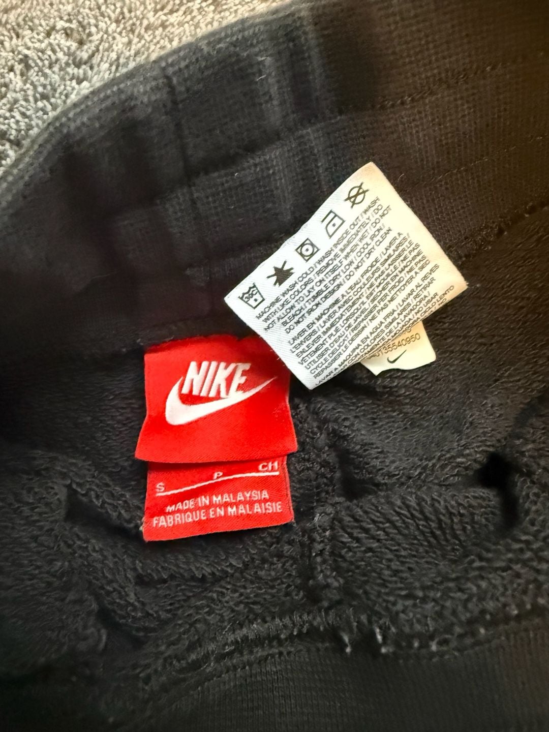 Nike Men's Black Fleece Sweat Shorts size S 5