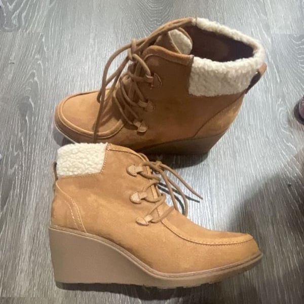 Mad Love Faux Suede Lace-Up Wedge Ankle Booties with Fleece Cuff Size 8