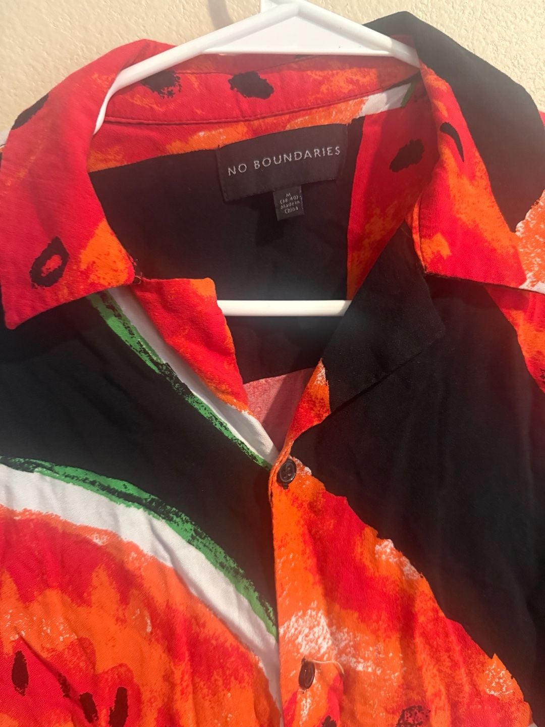 No Boundaries Men's Watermelon Print Short Sleeve Rayon Button-Down Shirt Sz.M 9
