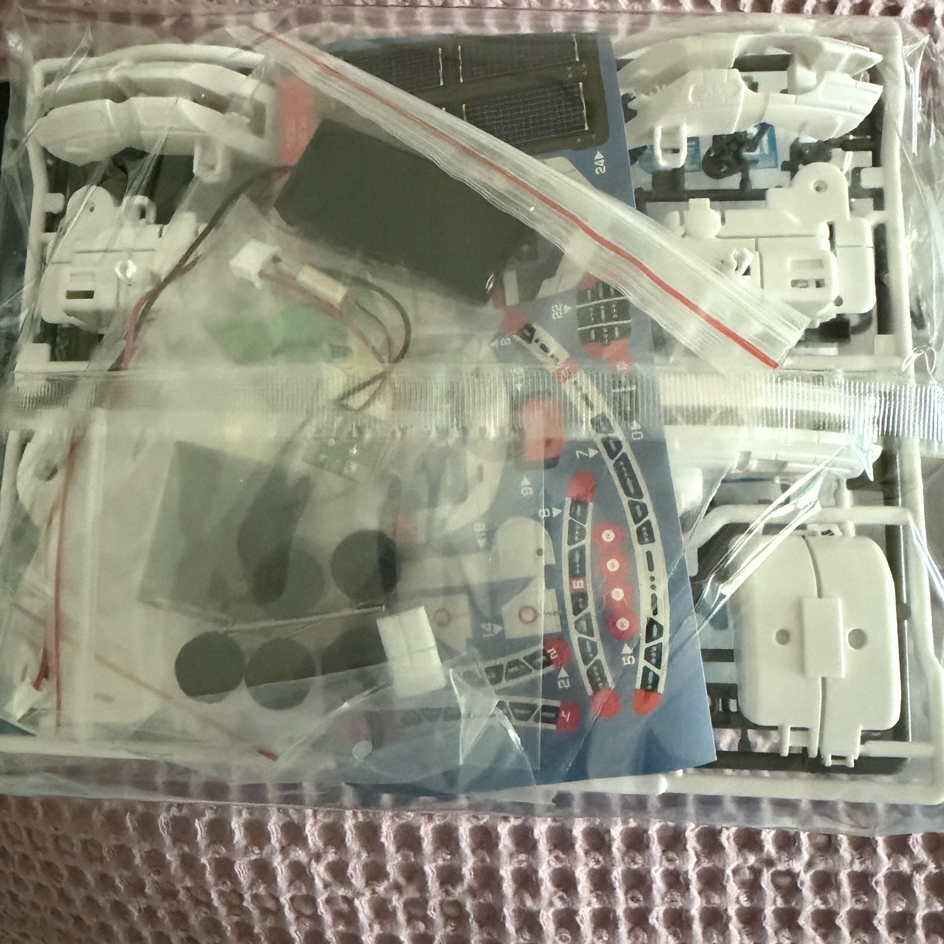 Scientific & Fun 6 in 1 Solar Rechargeable Space Fleet STEM Building Kit 5