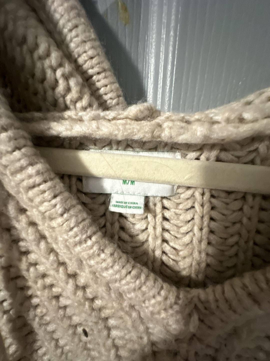 Aerie Women's Chunky Knit V-Neck Sweater Hoodie with Kangaroo Pocket 5