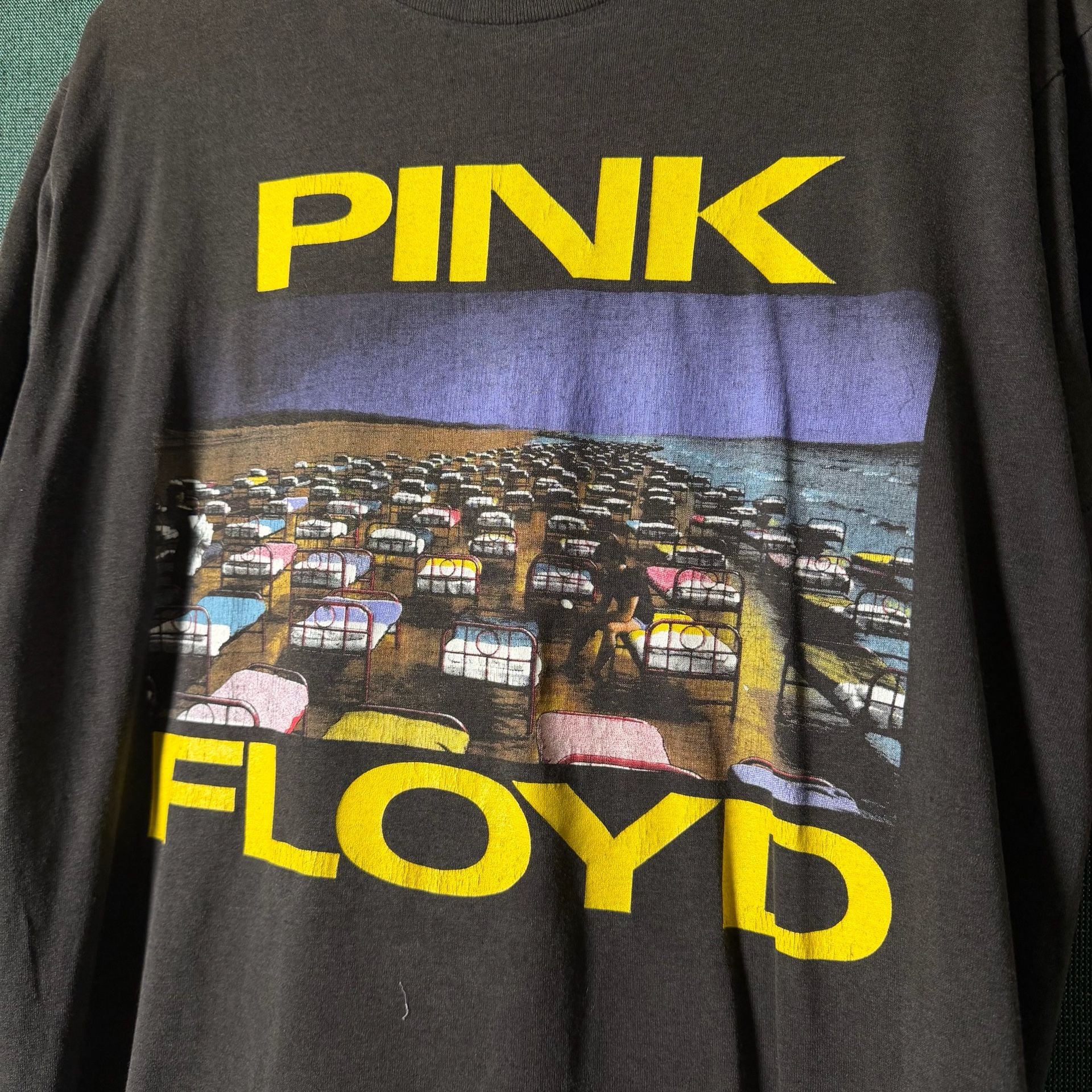 Vintage 1987 Pink Floyd A Momentary Lapse of Reason World Tour T-Shirt 4