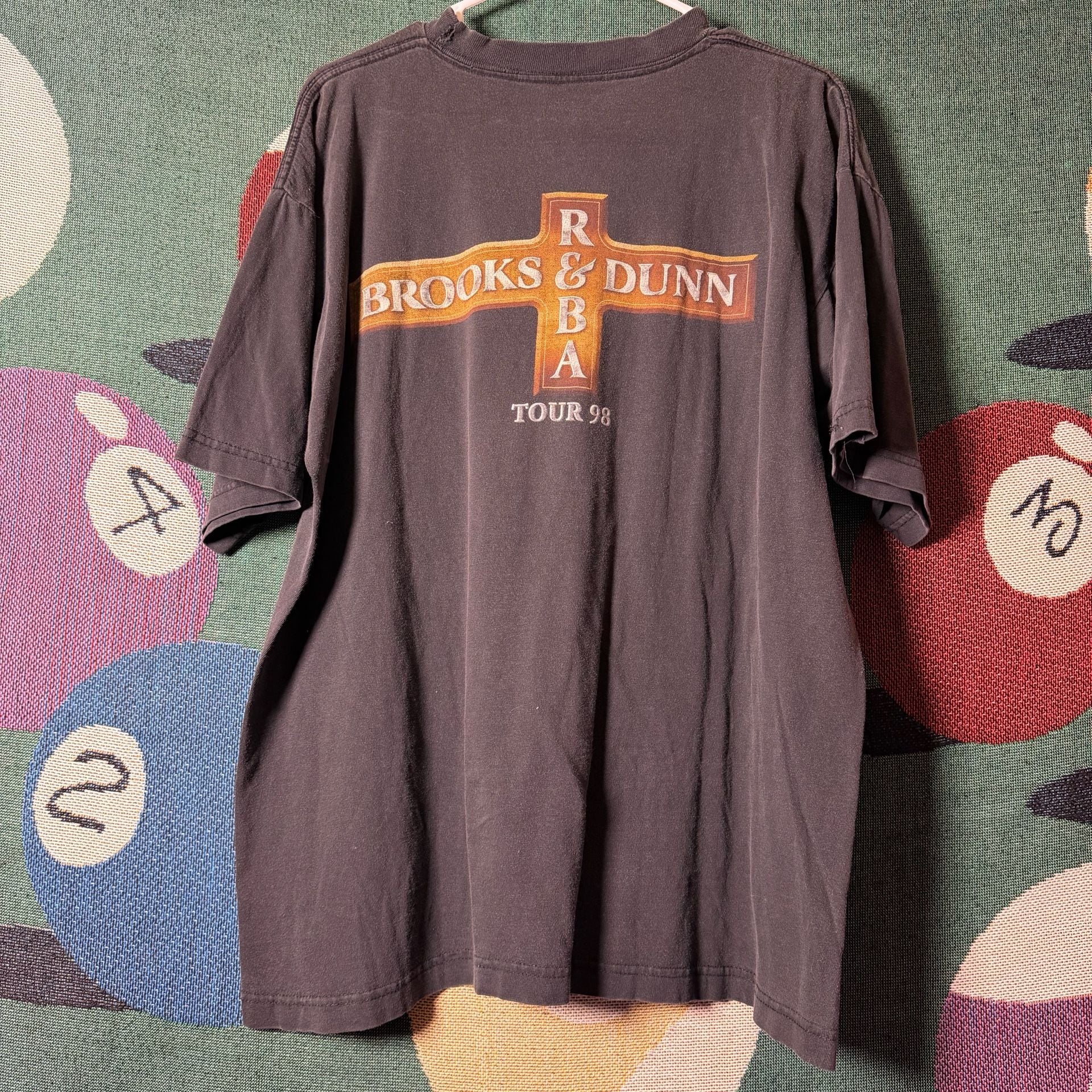 Vintage 1998 Brooks & Dunn and Reba McEntire Tour Graphic T-Shirt 3