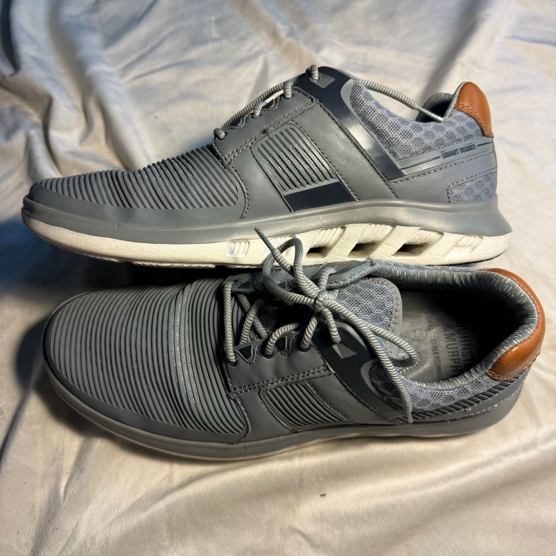 Johnston & Murphy Activate Plain Toe Sneakers in Gray Mesh 5