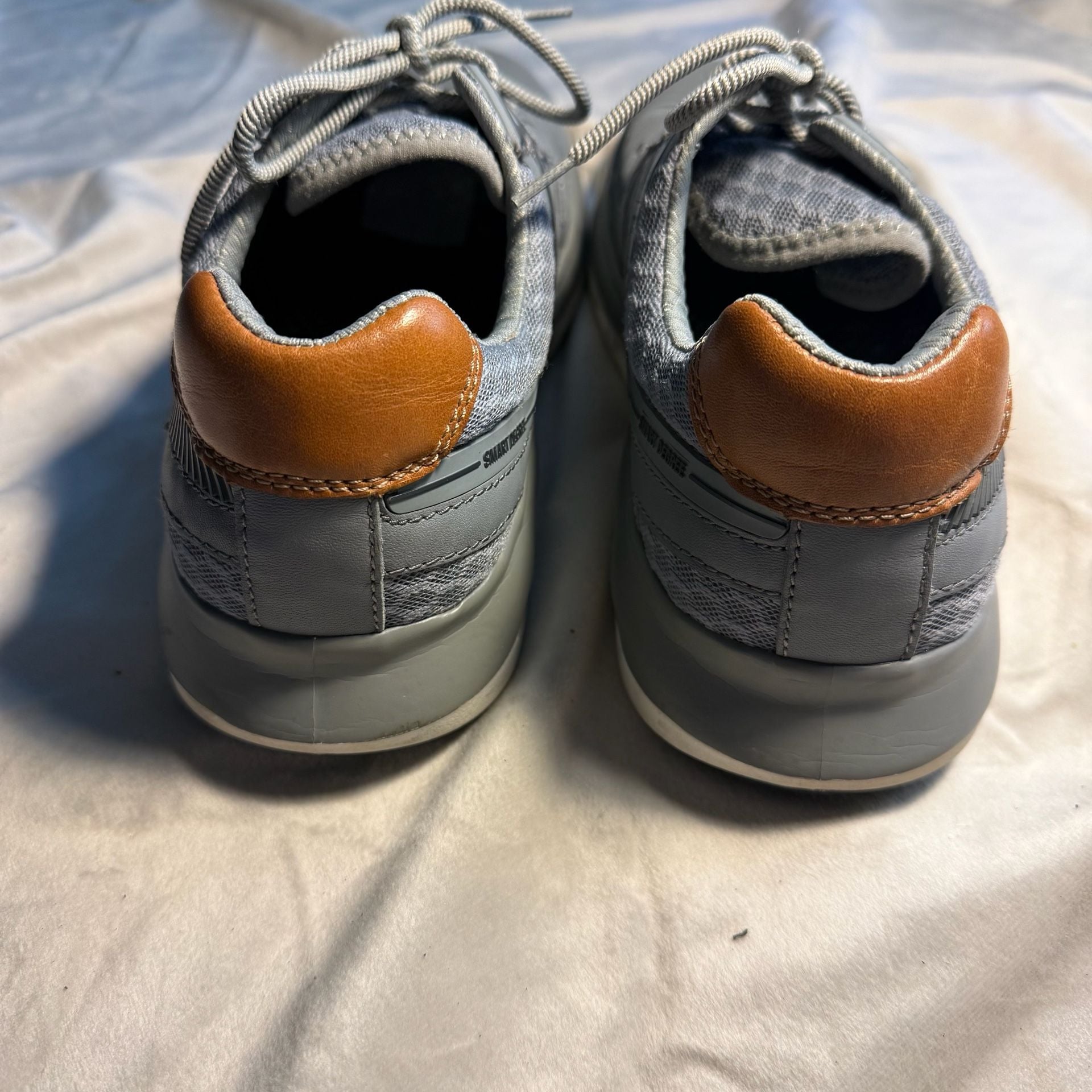Johnston & Murphy Activate Plain Toe Sneakers in Gray Mesh 6