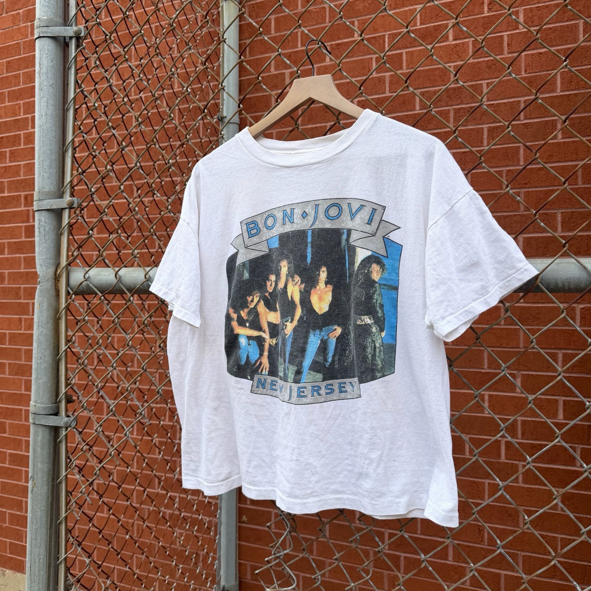 Vintage 1980s Bon Jovi The Jersey Syndicate Band T-Shirt 2