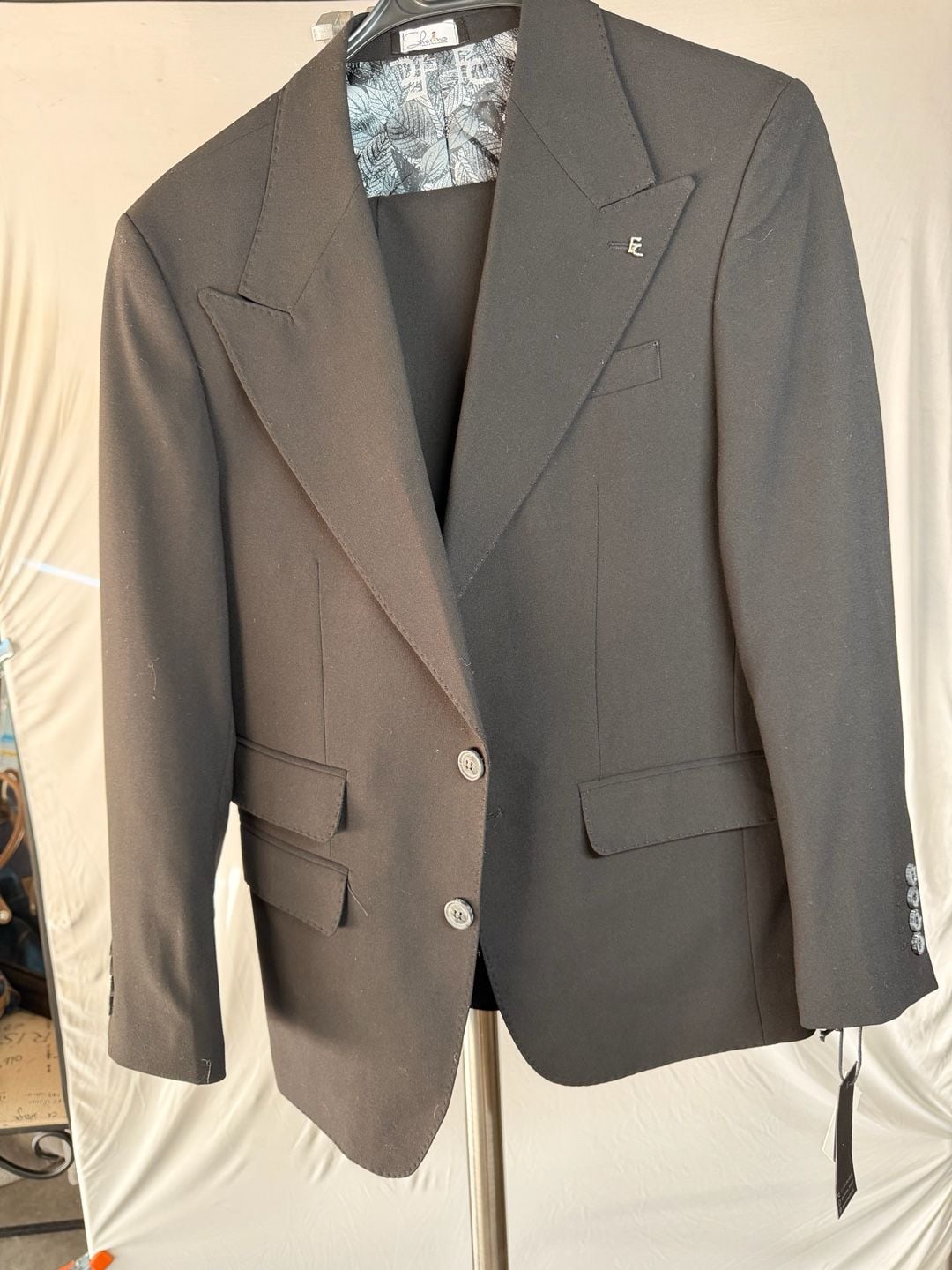 Sherino Men's Black Suit Jacket with Leaf Print Lining and Peak Lapels, made in Turkey 2