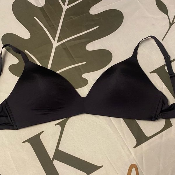 SKIMS Multi-Way Underwire Bra in Onyx, Size 34DD