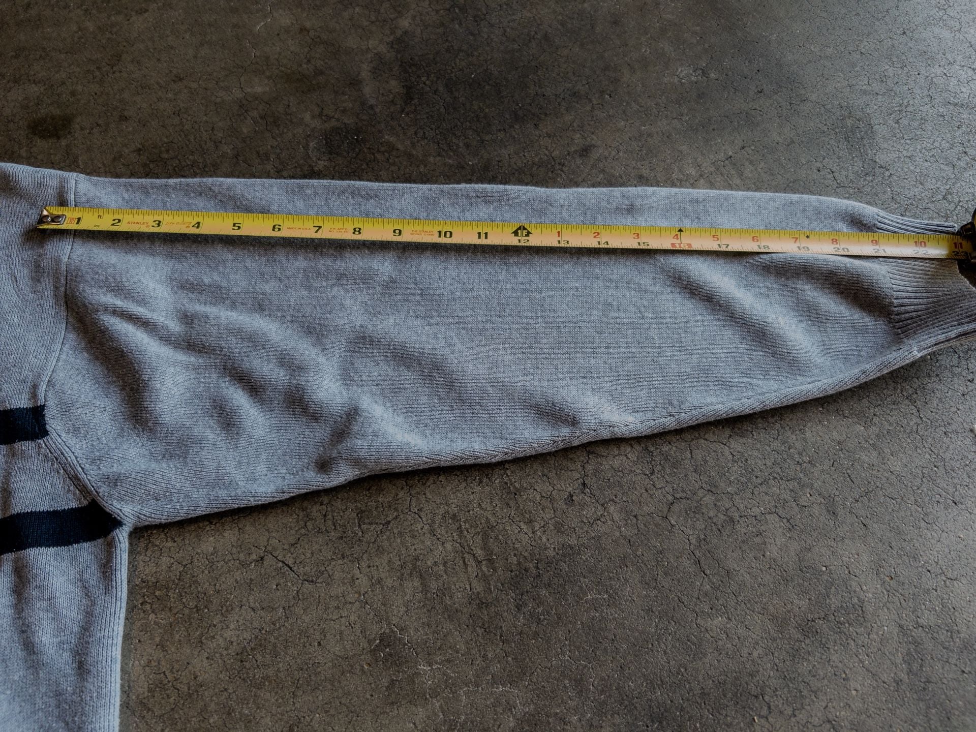 Chaps Polo Ralph Lauren L/XL Mens V-Neck Long Sleeve Knit Y2k Sweater Grey With Navy Stripes 7