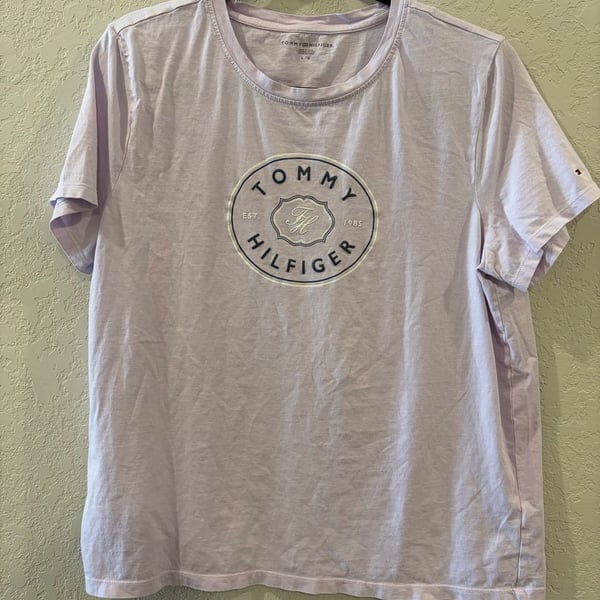 Tommy Hilfiger Women's Logo Crew Neck T-Shirt in Lavender