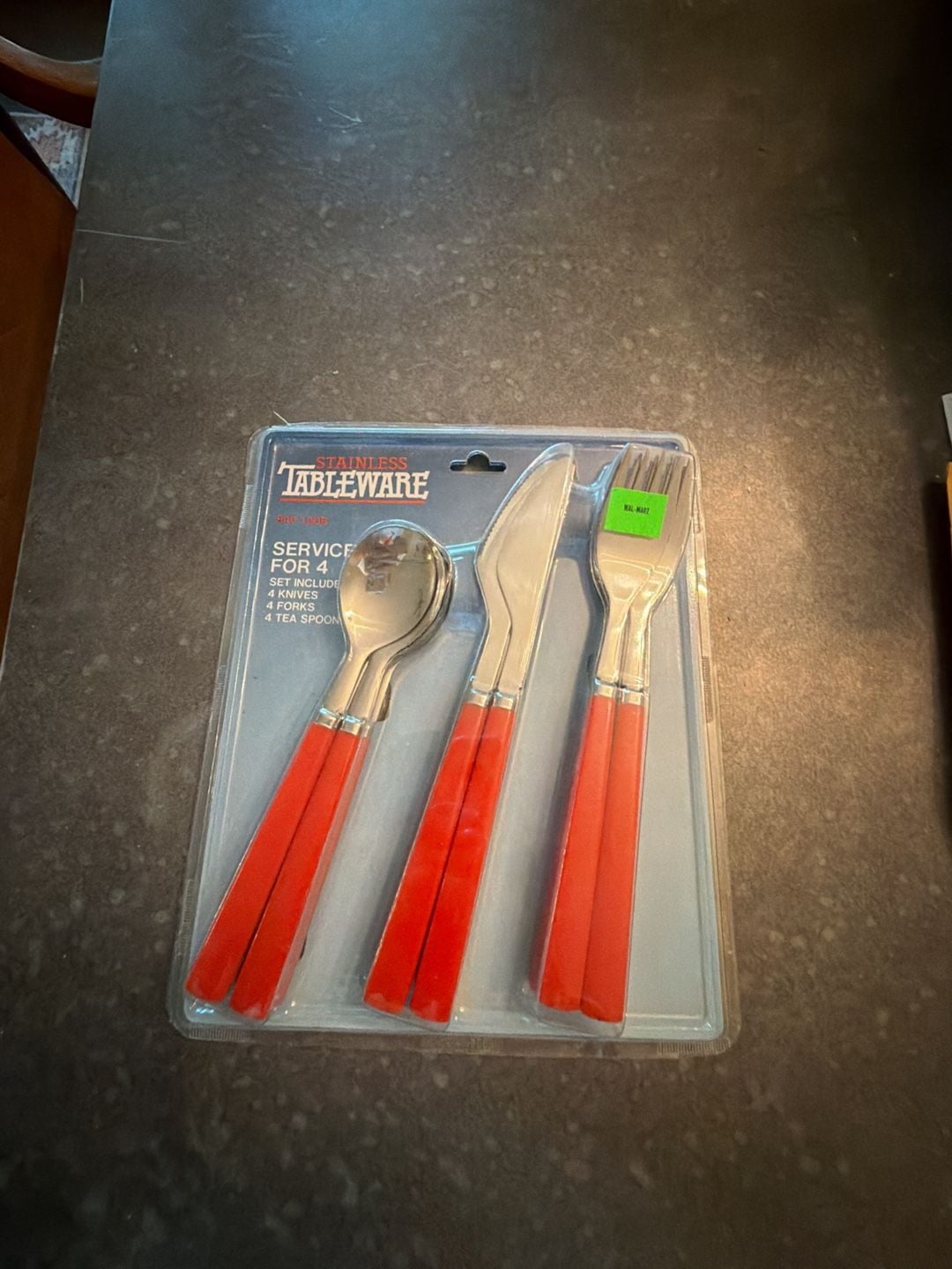 Vintage Stainless Tableware 12-Piece Service for 4 with Red Handles 1