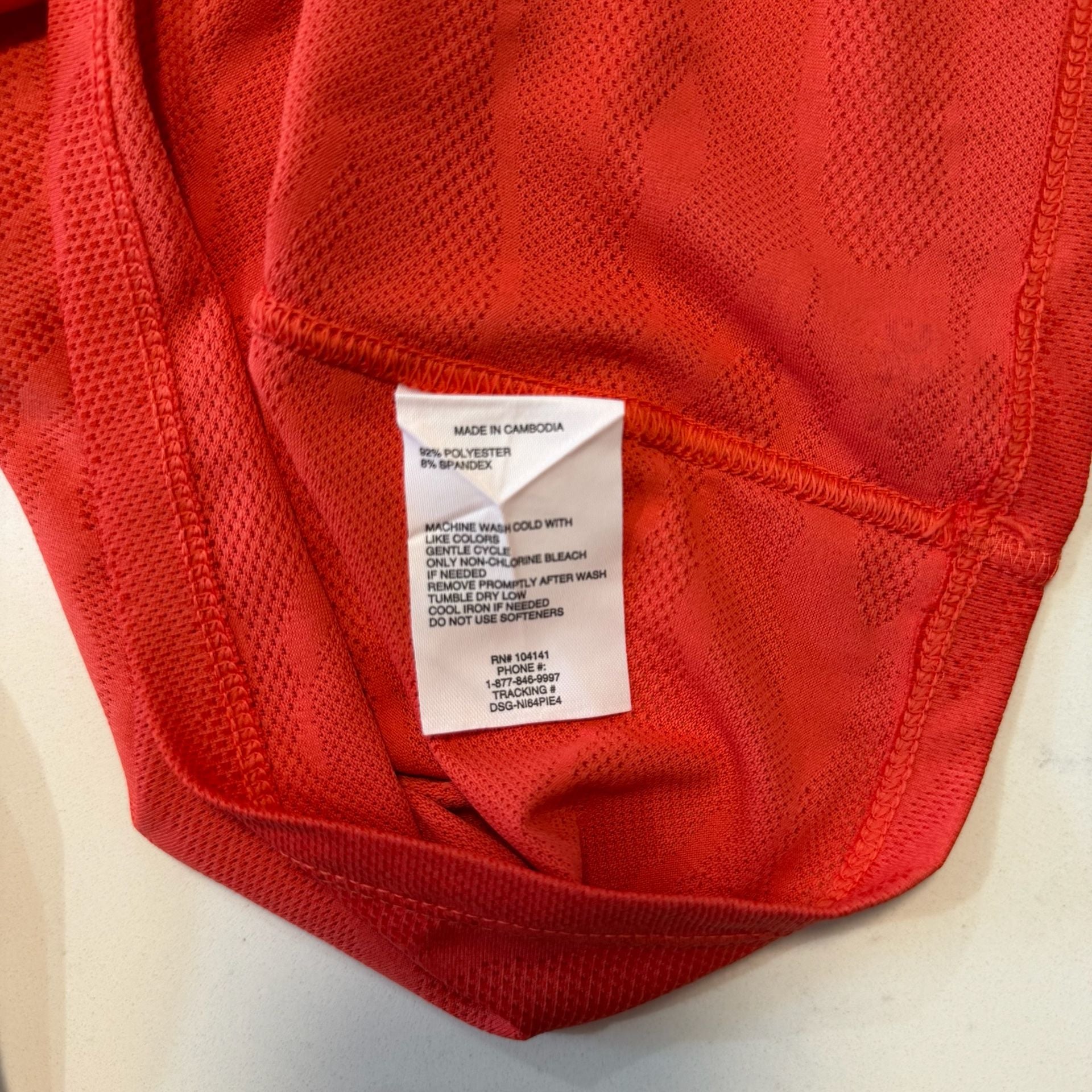 DSG Boys Moisture Wicking Camo Muscle Tank Top Red Size M 10-12 6