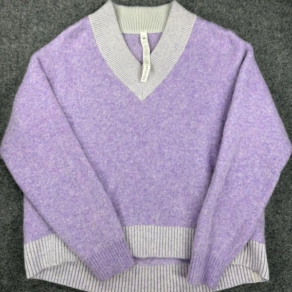 Lululemon Alpaca Wool-Blend V-Neck Sweater in Heathered Digital Lavender