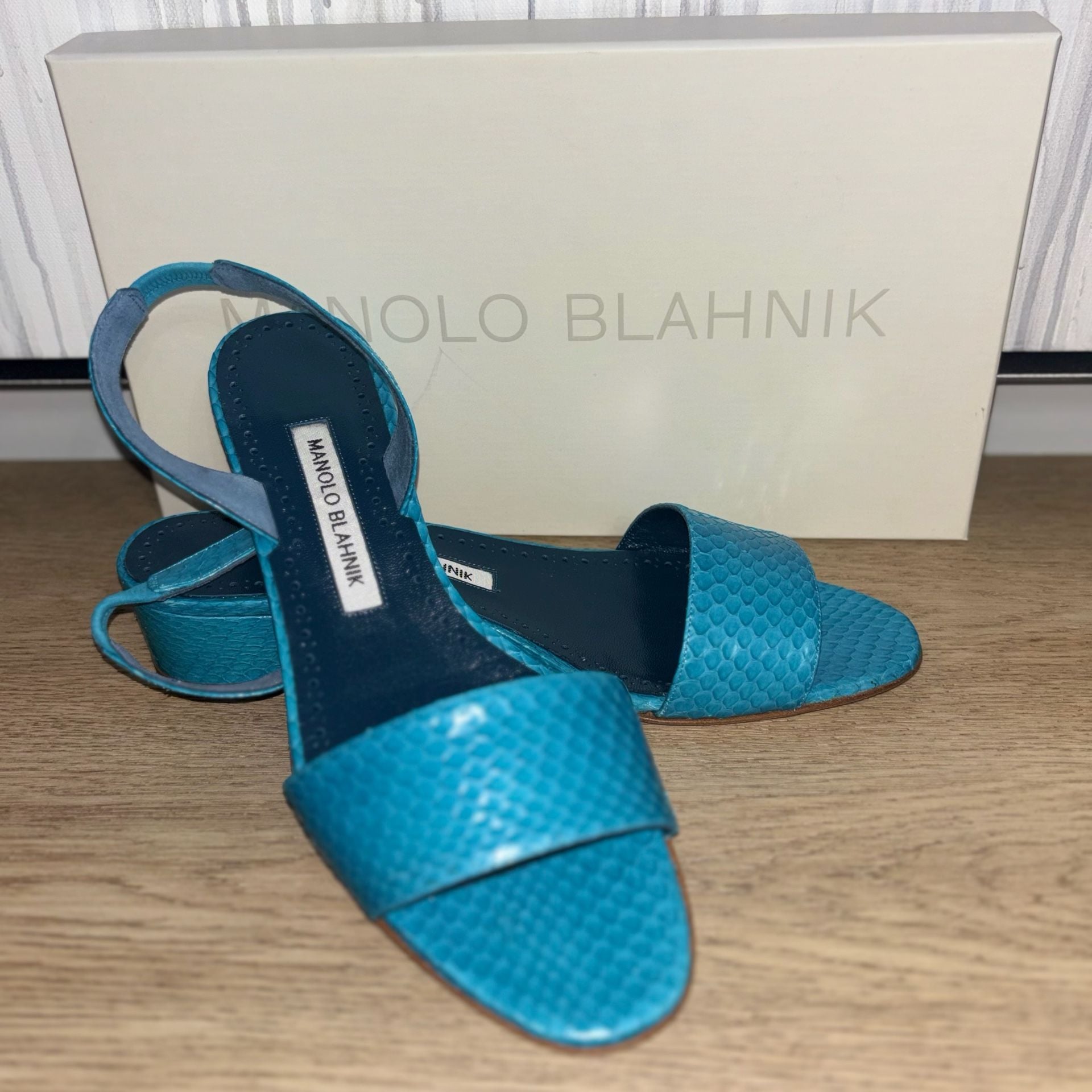 Manolo Blahnik Snakeskin Animal Print Slingback Sandals w/ Tags - Blue Sandals, Shoes - MOO282822 1