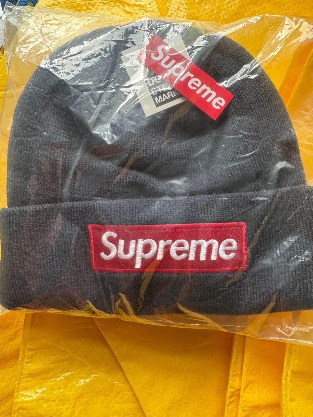 Supreme New Era Box Logo Beanie FW24 Navy 1