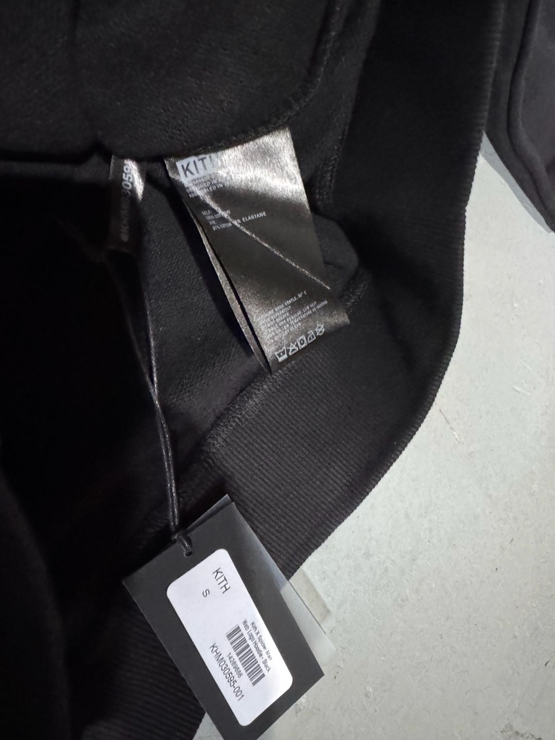 Kith x Marvel Spider-Man Web Logo Hoodie - Black 5