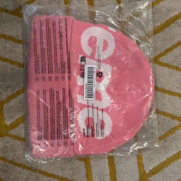 Supreme Big Logo Beanie Pink FW24BN21