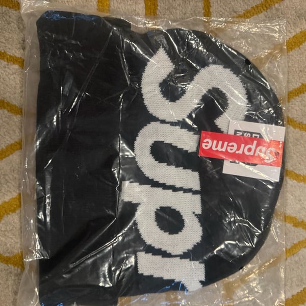 Supreme Big Logo Beanie Black FW24