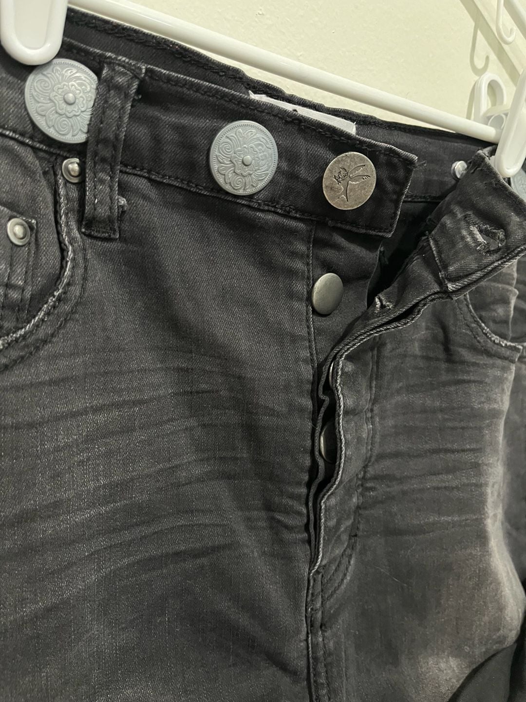 One X One Teaspoon Black Paris Lovers Low Waist Denim Shorts with Conchos 5