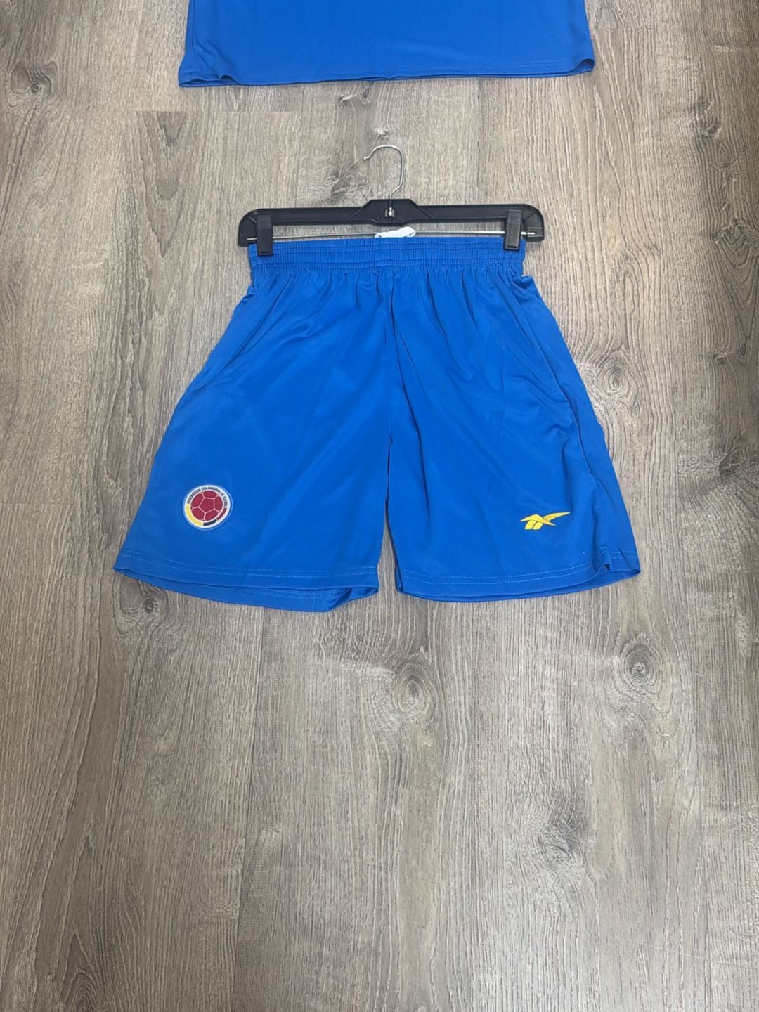 Reebok Colombia 1998 World Cup Away Jersey and Shorts Set #10 3
