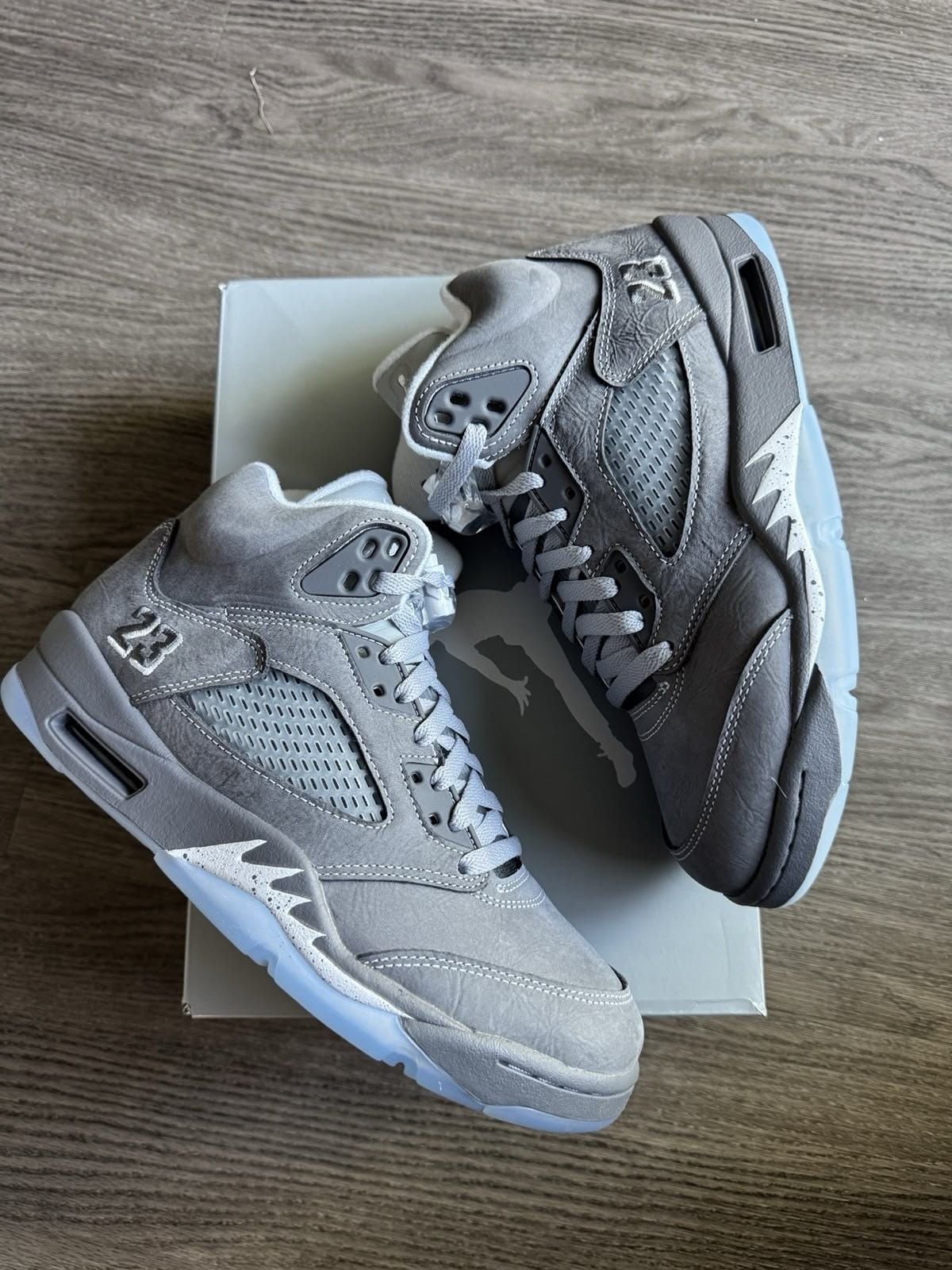 Air Jordan 5 Retro SE 'Wolf Grey' Basketball Shoes 1