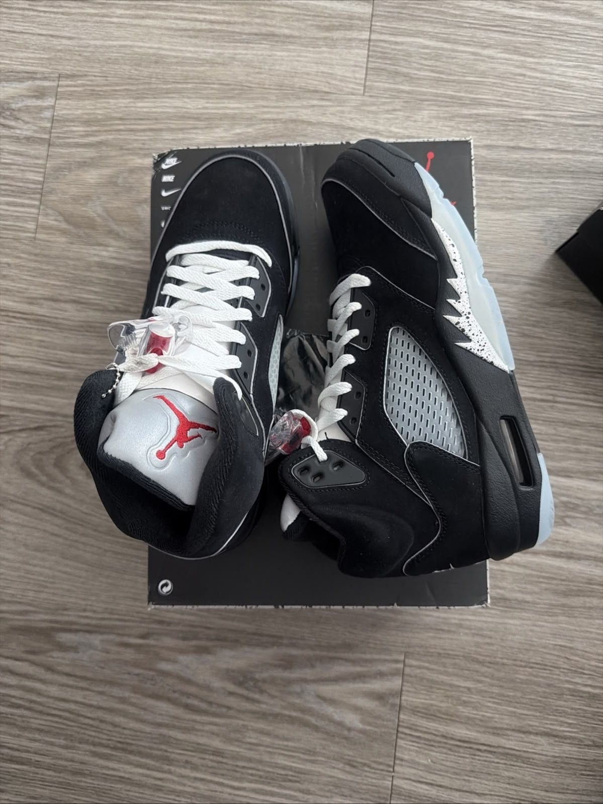 Air Jordan 5 Retro OG 'Black Metallic Reimagined' 1