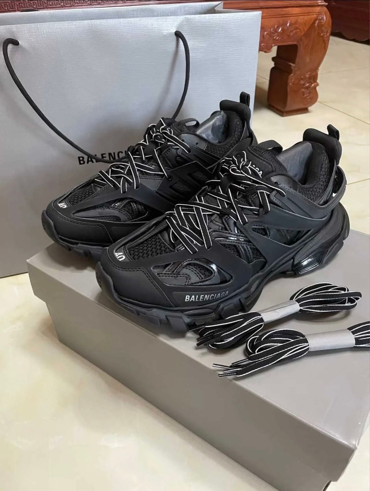 Balenciaga Track LED Trainer Black 555036 W1GB1 1000 4