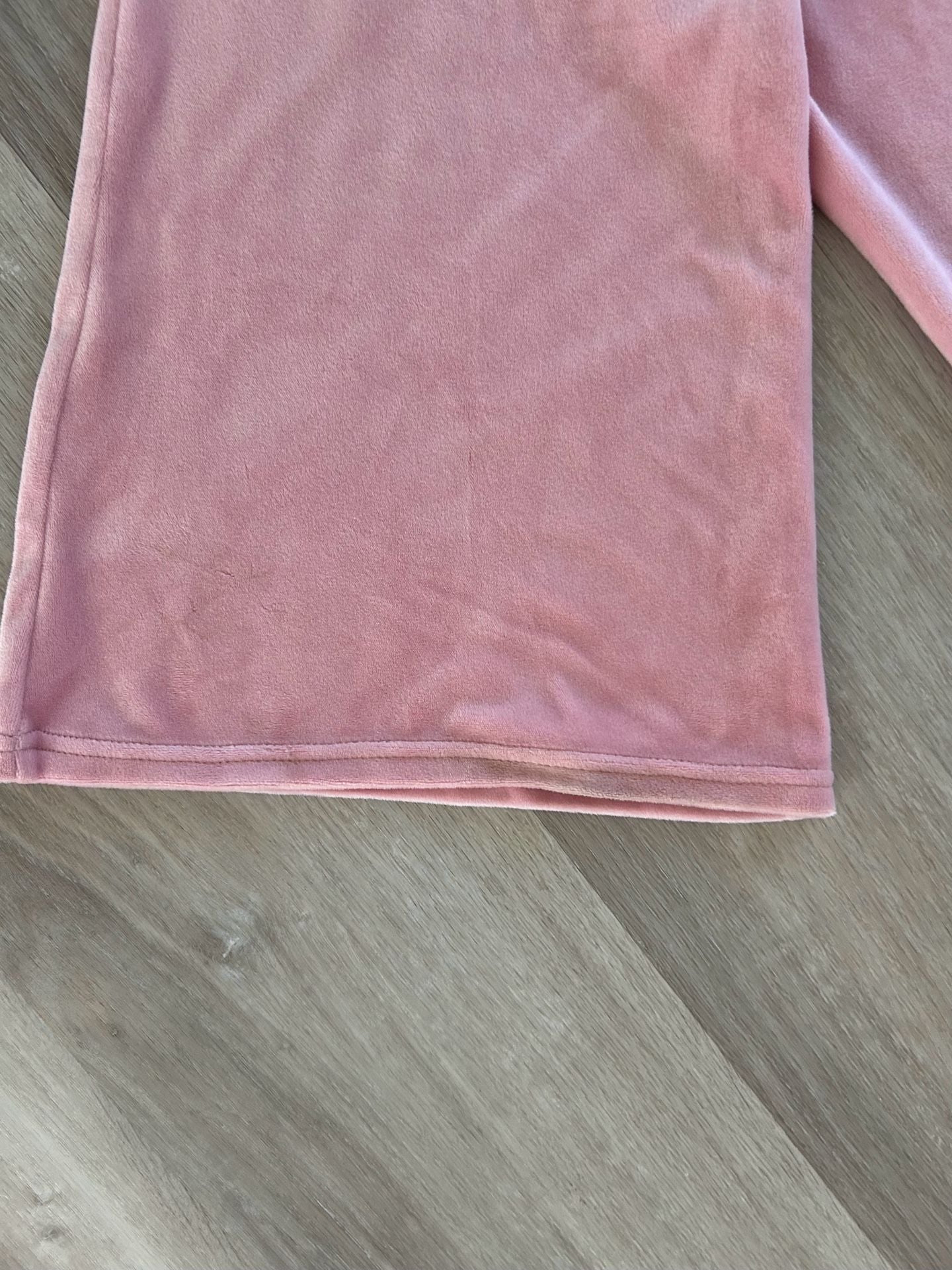 Hollister Ultra High-Rise Pink Velour Flare Pants 8