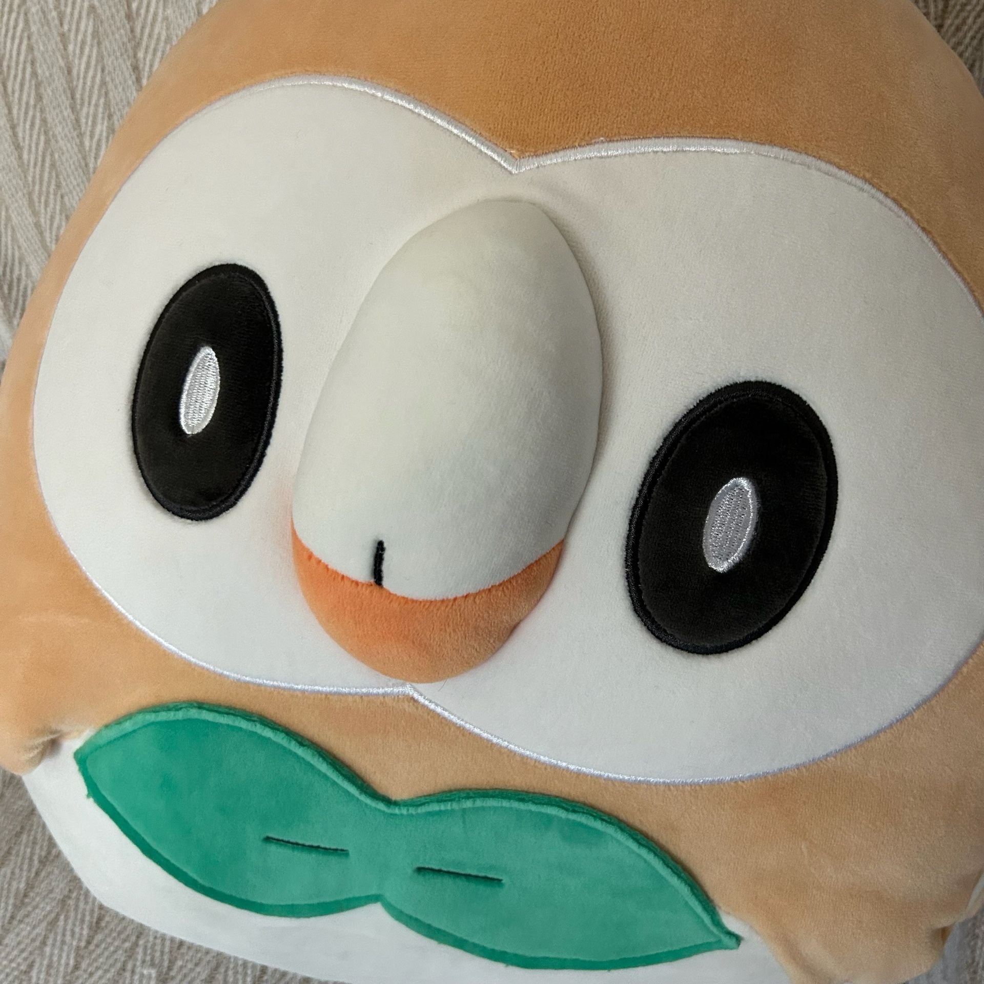 Squishmallows Pokémon Rowlet 12-Inch Plush Toy 3