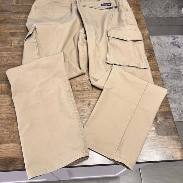 Patagonia Men's Granite Park Utility Cargo Pants in Khaki 33 x30