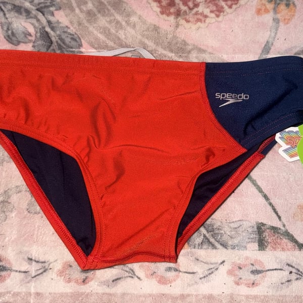 NWT Speedo Colorblock Brief Swimsuit High Risk Red Men’s Size 34