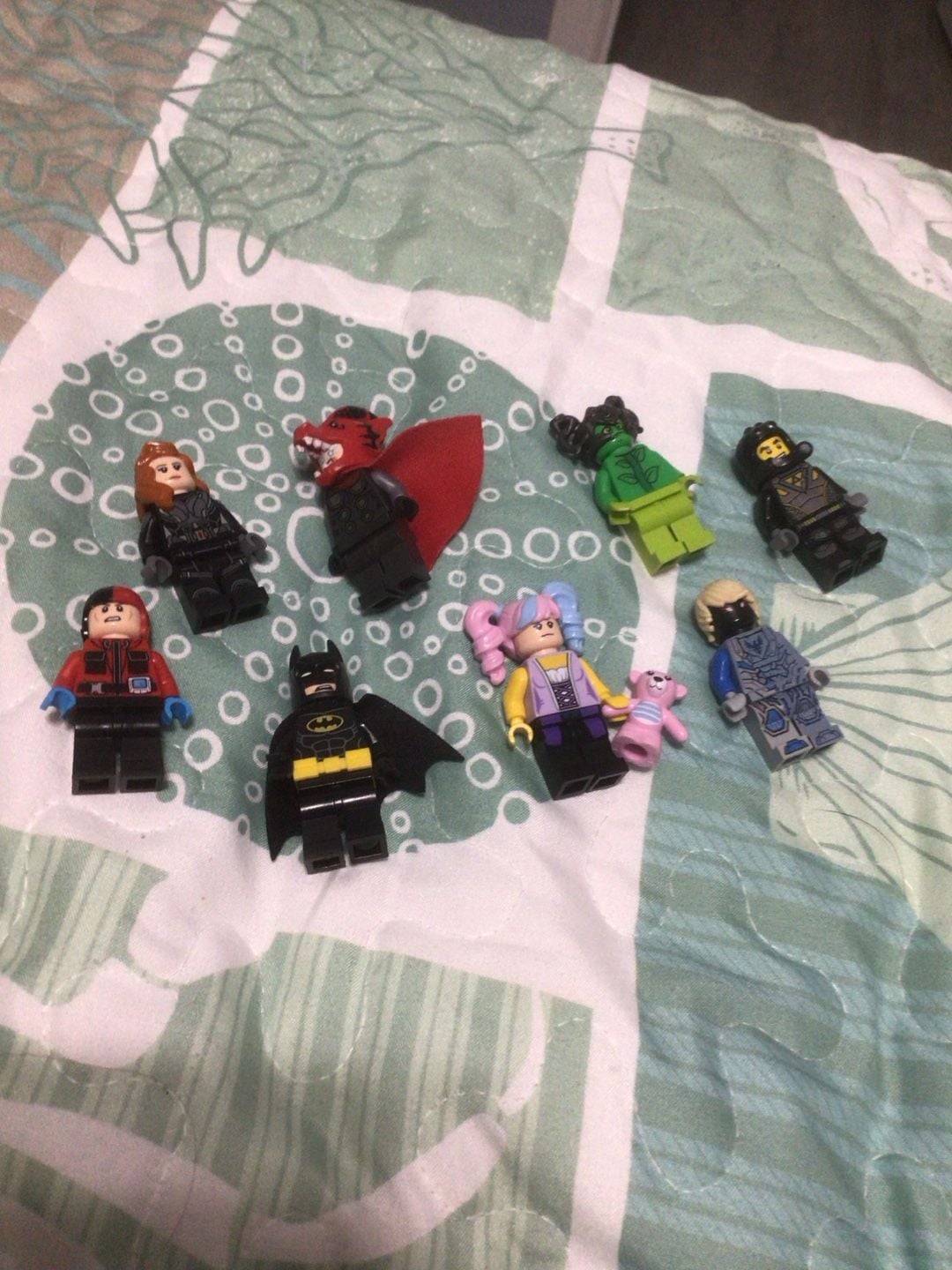 LEGO Super Heroes DC and Marvel Mixed Minifigure Lot of 8 Figures 2