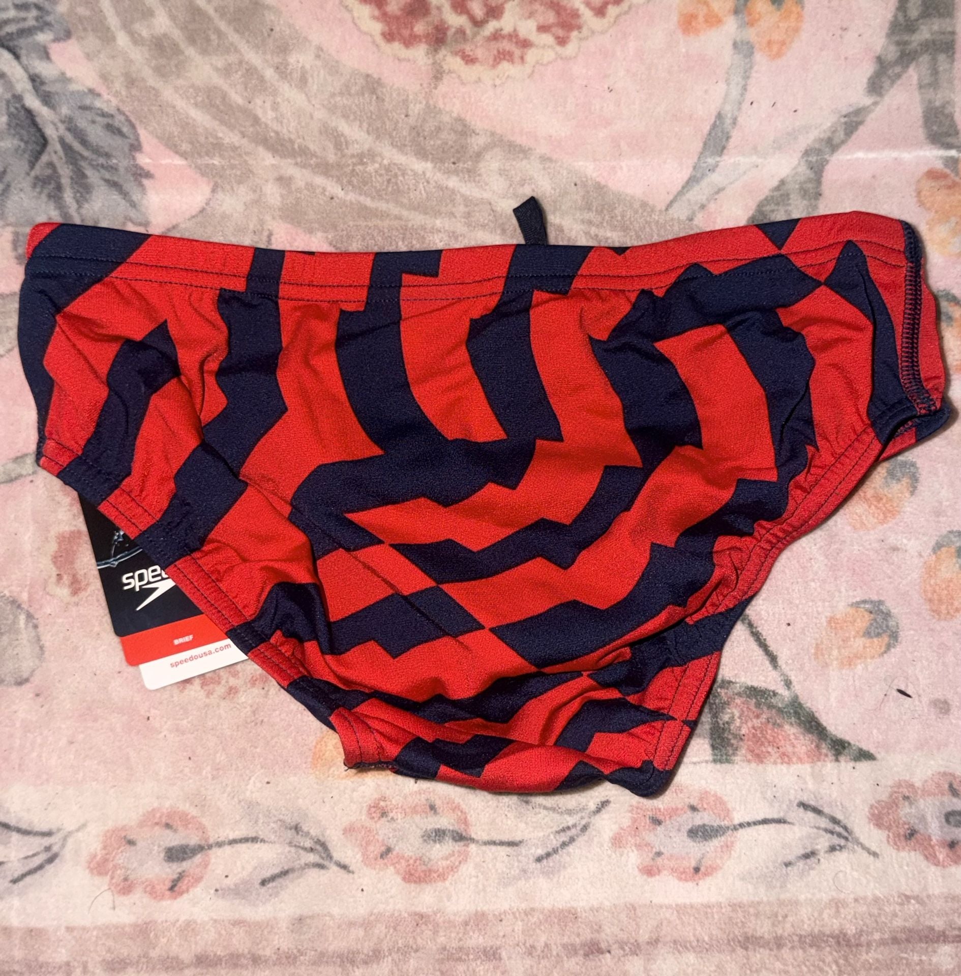 Speedo Men's Training Vortex Endurance Swim Brief, Size 30 Red Blue Stripes NWT! 2