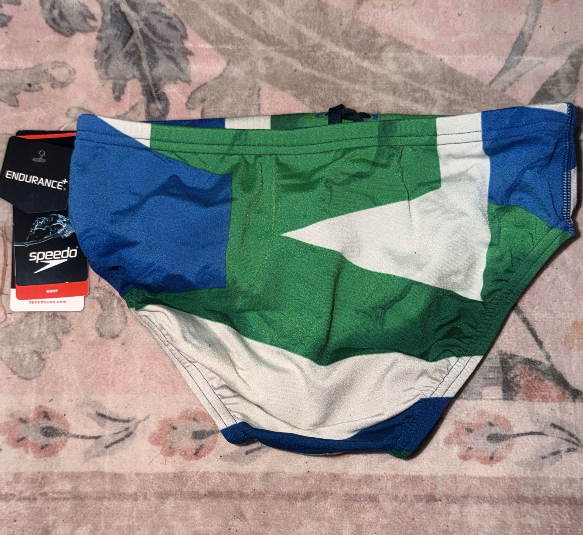NWT Speedo Endurance+ Geometric Colorblock Men's Swim Brief size 30 3