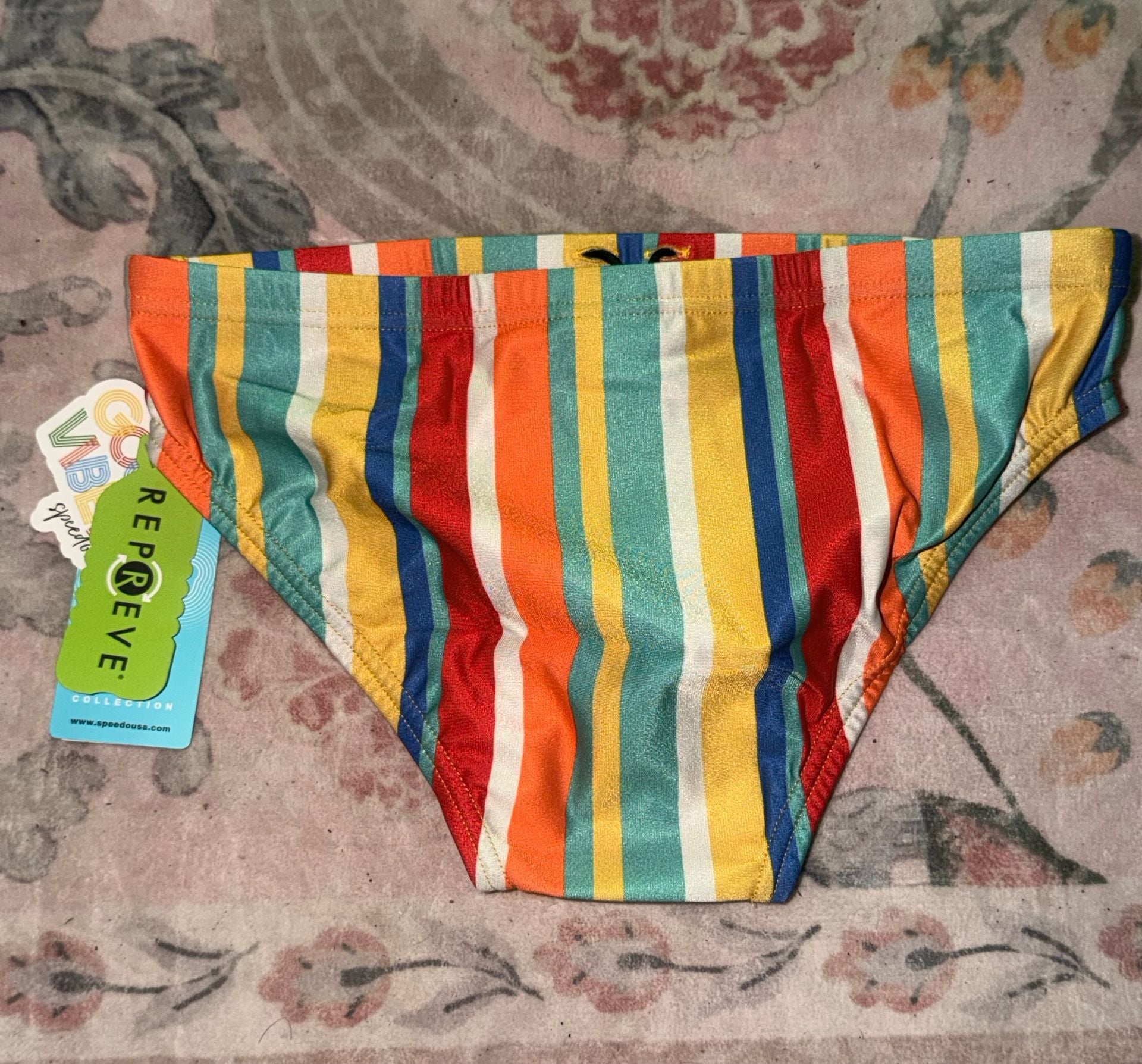 Speedo Vibe Collection Brief Endurance Swim Suit Clean Stripe NWT Size 30 3