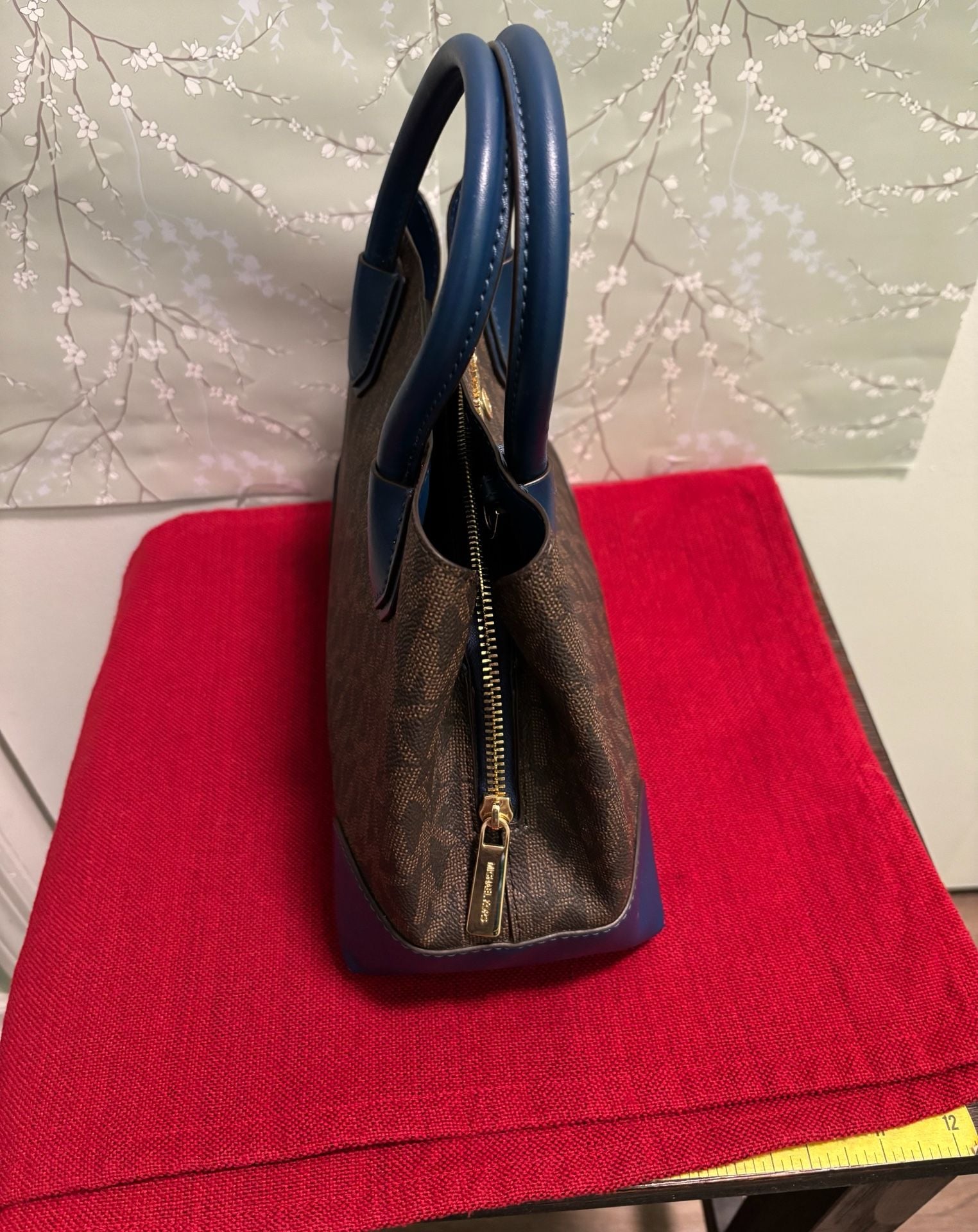 Michael Kors 9