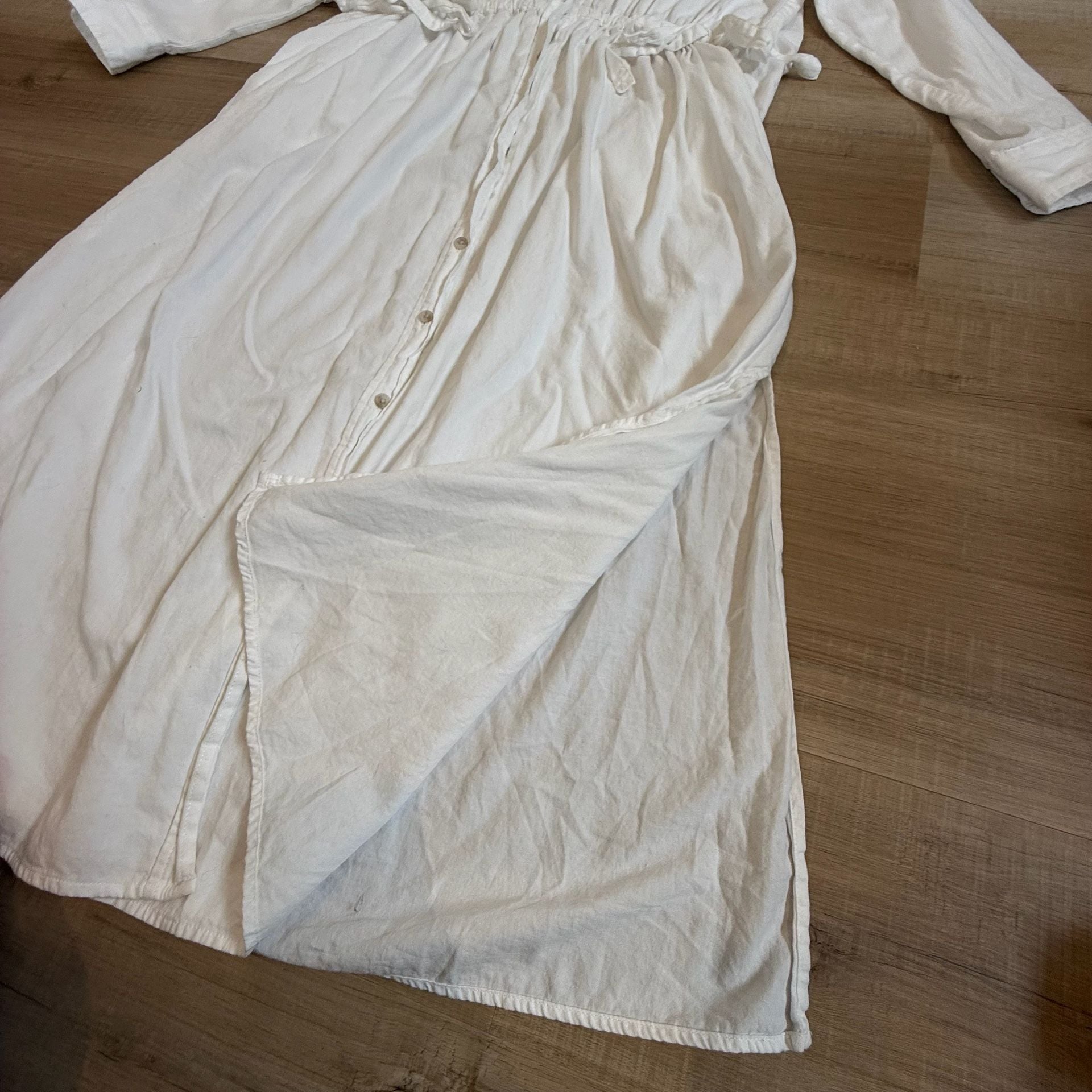 Universal Thread Long Sleeve Cinch Waist Maxi Shirtdress in White 7