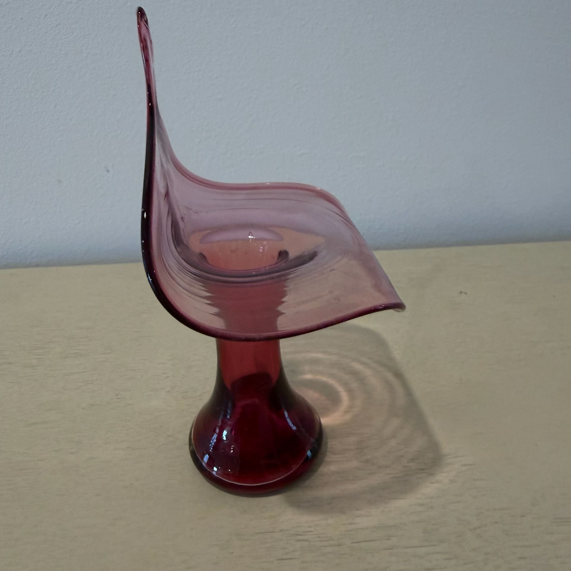 Vintage Pilgrim Cranberry Art Glass Jack in the Pulpit Vase 2