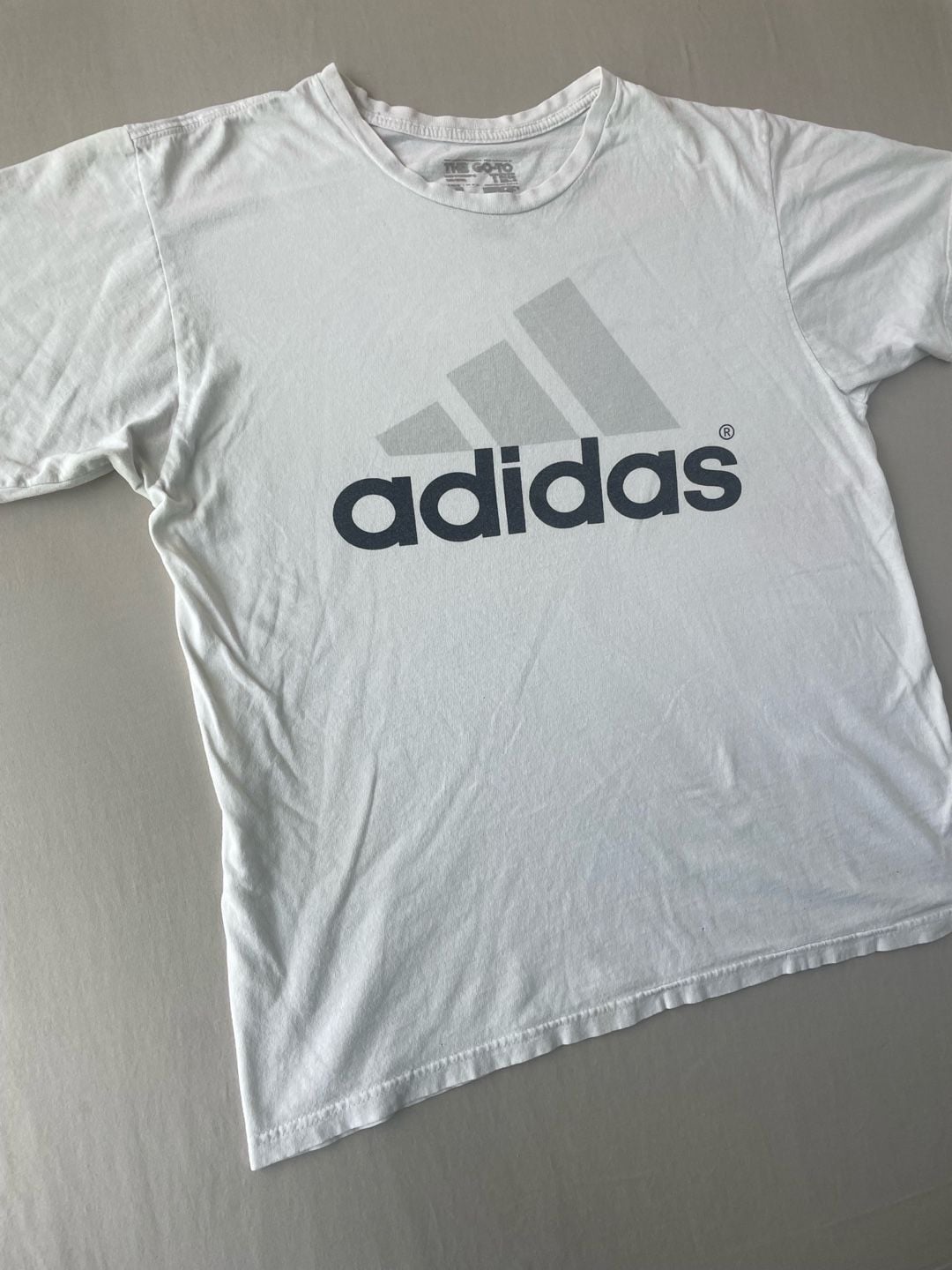 Distressed Vintage-Style Adidas The Go-To Tee Classic Big Logo White T-Shirt 2