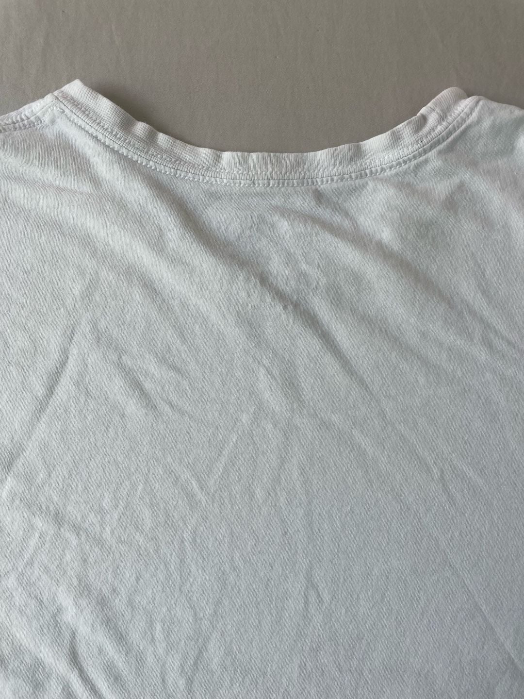 Distressed Vintage-Style Adidas The Go-To Tee Classic Big Logo White T-Shirt 12
