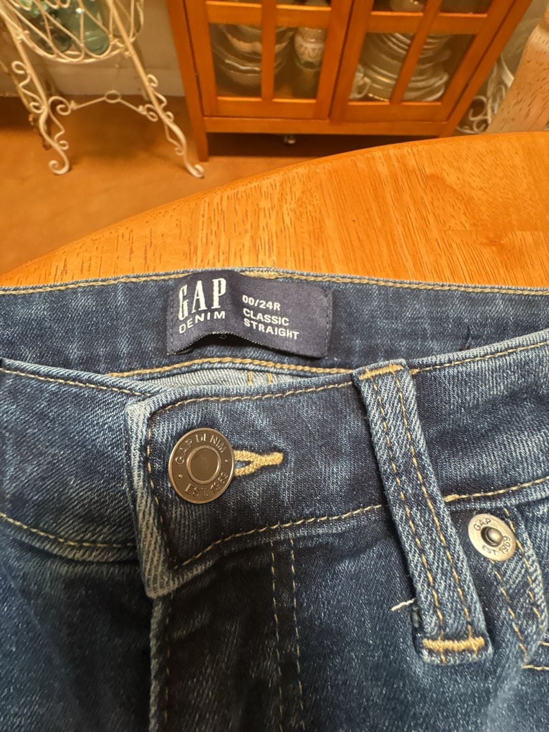 Gap Denim Classic Straight Jeans Women's Size 0/25 Dark Wash Blue 2