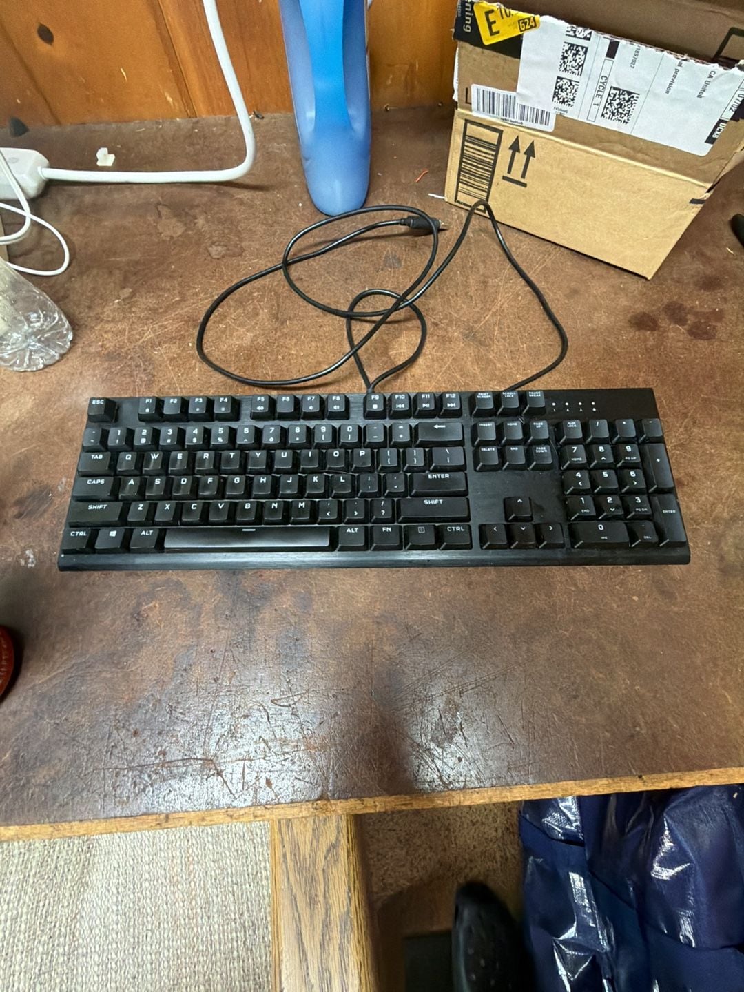 Corsair K60 RGB Pro Mechanical Gaming Keyboard with Aluminum Frame 1