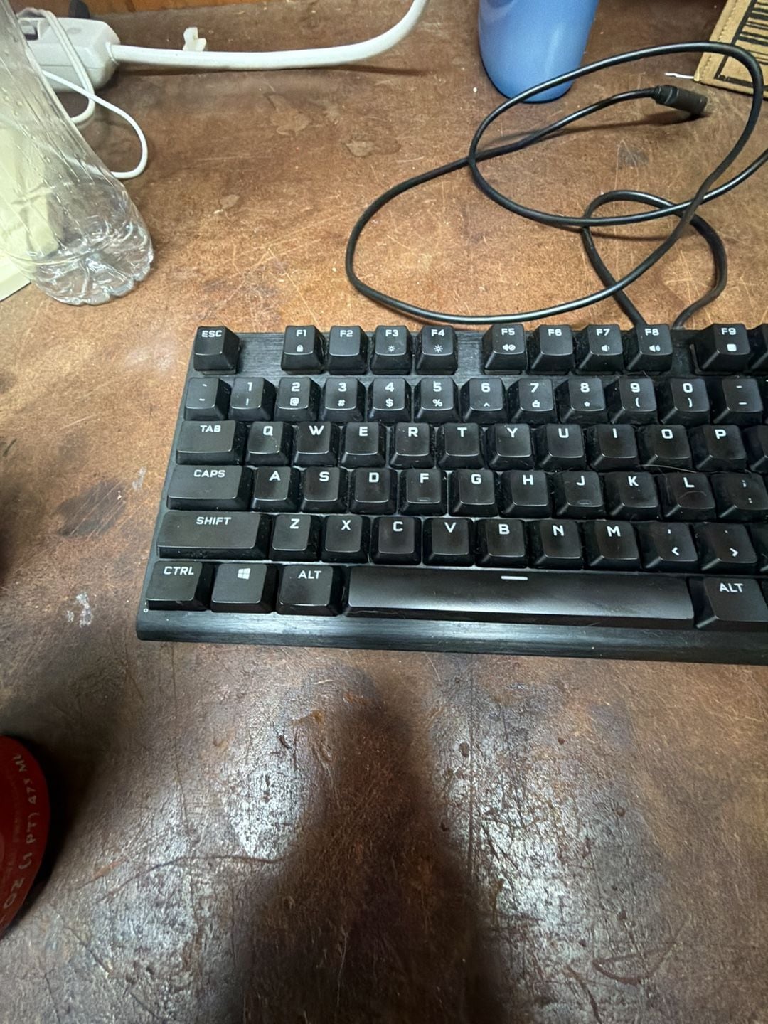 Corsair K60 RGB Pro Mechanical Gaming Keyboard with Aluminum Frame 4
