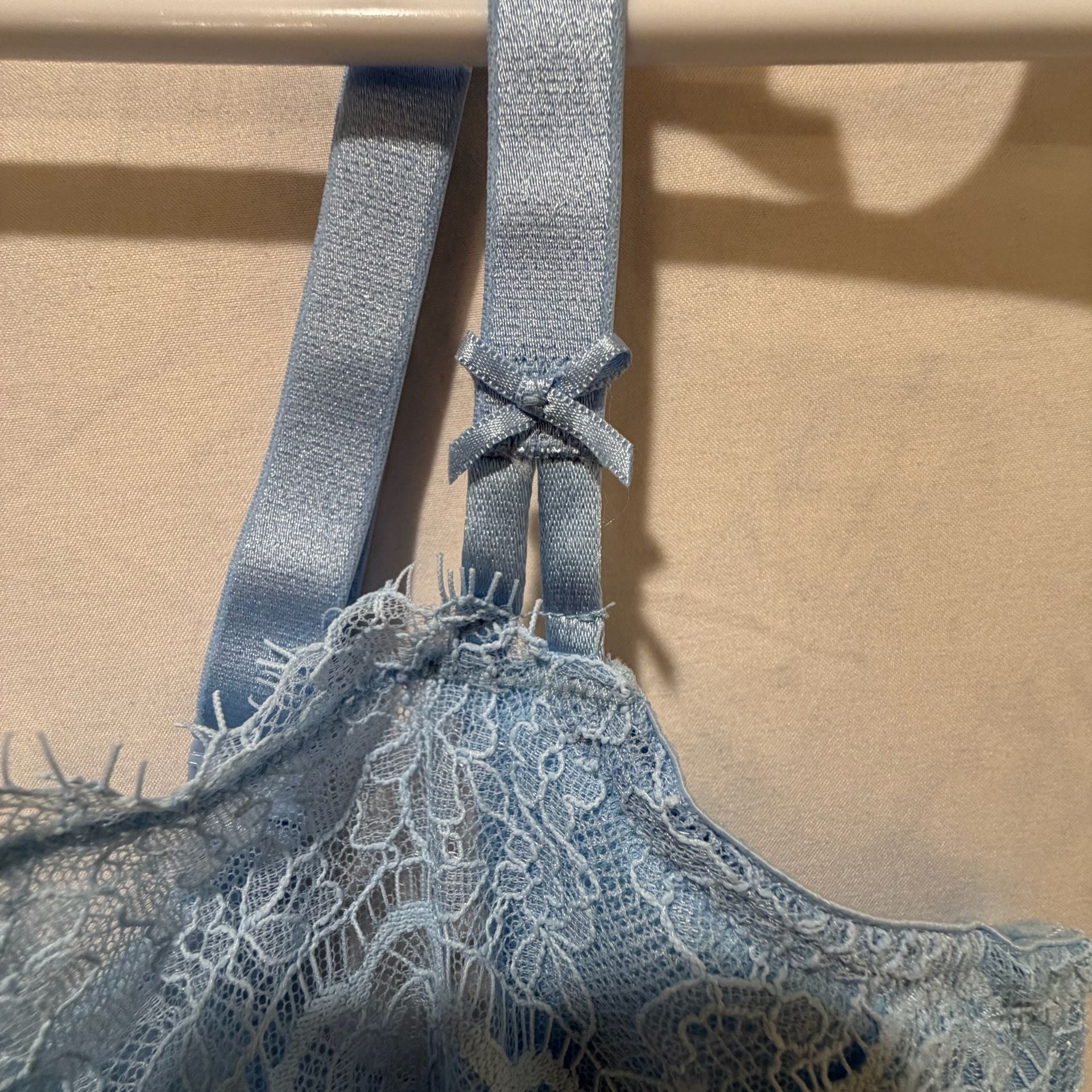 Victoria's Secret Dream Angels Unlined Uplift Lace Bra 3